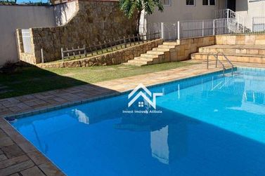 Casa para alugar - 371m&sup2; - Vila Loanda