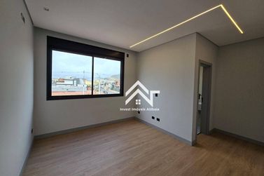 Casa &agrave; venda - 300m&sup2; - Vila Santista