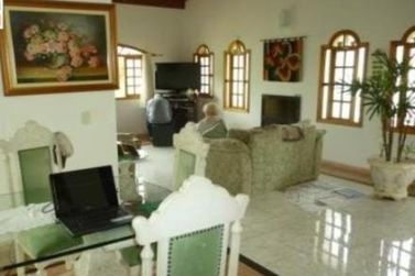 Casa &agrave; venda - 300m&sup2; - Condom&iacute;nio Shambala I