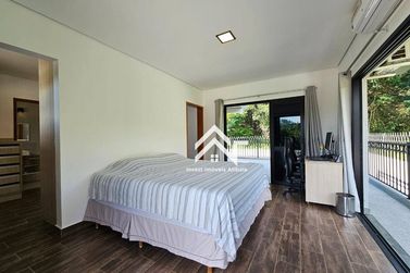 Casa &agrave; venda - 234m&sup2; - Loteamento Parque Residencial Serras de Atibaia II