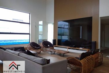 Casa &agrave; venda - 700m&sup2; - Condom&iacute;nio Shambala II