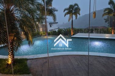 Casa &agrave; venda - 354m&sup2; - Itapor&atilde;