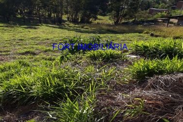 Terreno &agrave; venda - 350m&sup2; - Lady Katita