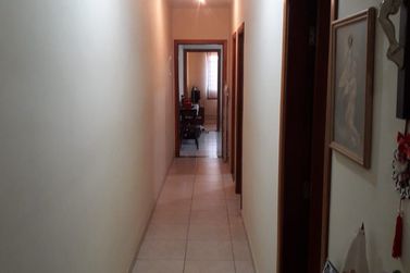 Casa &agrave; venda - 180m&sup2; - JARDIM CEREJEIRAS