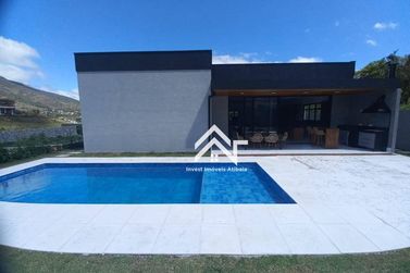 Casa para alugar - 390m&sup2; - Condom&iacute;nio Itapor&atilde;