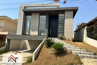 Casa &agrave; venda - 304m&sup2; - Figueira Garden