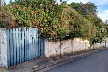 Casa &agrave; venda - 780m&sup2; - CENTRO