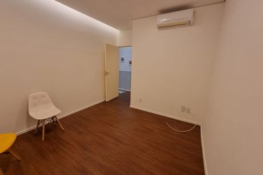 Sala Comercial para alugar - 50m&sup2; - CENTRO