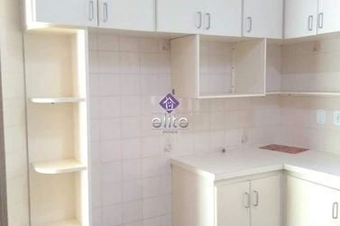Casa &agrave; venda - 220m&sup2; - JARDIM REAL