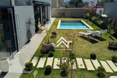Casa para alugar - 270m&sup2; - Tanque