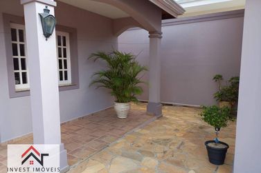 Casa &agrave; venda - 263m&sup2; - Jardim Itaperi