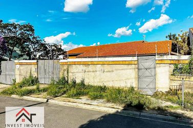 Casa &agrave; venda - 900m&sup2; - Vila Petr&oacute;polis