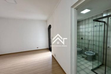 Apartamento para alugar - 227m&sup2; - Centro