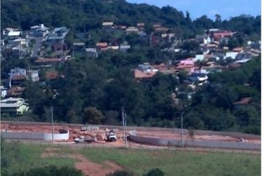 Terreno &agrave; venda - 1280m&sup2; - Parque Arco Iris