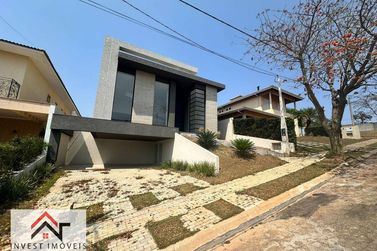 Casa &agrave; venda - 304m&sup2; - Figueira Garden