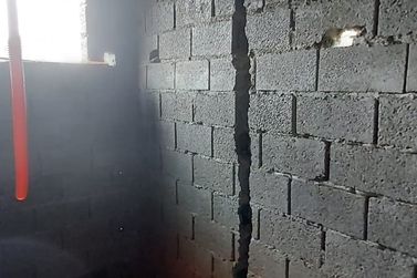 Casa &agrave; venda - 130m&sup2; - Bom Jesus dos Perd&otilde;es