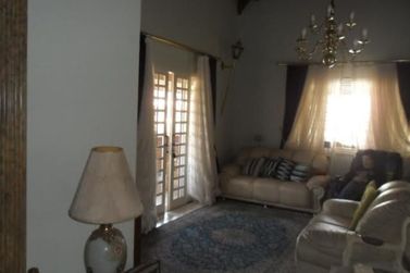 Casa &agrave; venda - 340m&sup2; - Jardim do Lago