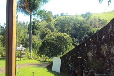 S&iacute;tio &agrave; venda - 1800m&sup2; - Cachoeirinha