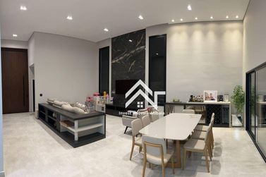 Casa &agrave; venda - 300m&sup2; - Condominio Figueira Garden