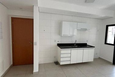 Apartamento para alugar - 65m&sup2; - Vila Gard&ecirc;nia