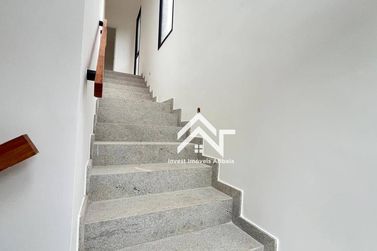 Casa &agrave; venda - 137m&sup2; - Condom&iacute;nio La Reserva II