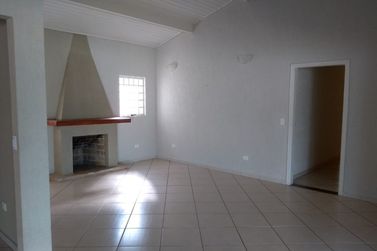 Casa &agrave; venda - 350m&sup2; - JD DO LAGO