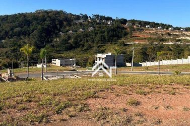 Terreno &agrave; venda - 518m&sup2; - Alto do Sion