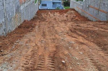 Terreno &agrave; venda - 400m&sup2; - Jardim dos Pinheiros