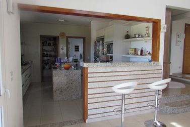 Casa &agrave; venda - 357m&sup2; - CONDOM&Iacute;NIO SERRA DA ESTRELA