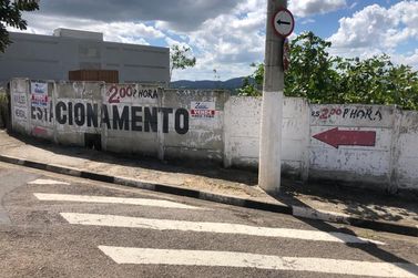Terreno &agrave; venda - 852m&sup2; - CENTRO