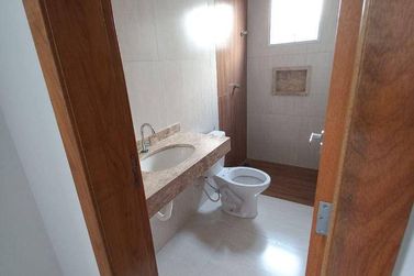 Casa &agrave; venda - 98m&sup2; - Nova Cerejeiras