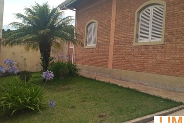 Casa &agrave; venda - 238m&sup2; - Jardim Sui&ccedil;a