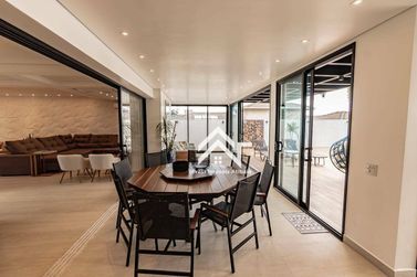 Casa &agrave; venda - 365m&sup2; - Condom&iacute;nio Shambala III