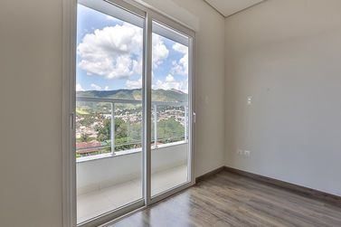 Apartamento &agrave; venda - 93m&sup2; - Jardim do Lago