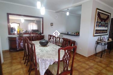 Casa &agrave; venda - 195m&sup2; - CIDADE NOVA