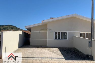 Casa &agrave; venda - 80m&sup2; - Centro