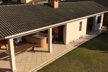 Casa &agrave; venda - 377m&sup2; - JARDIM DAS FLORES