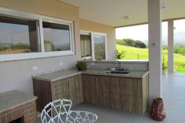 Casa &agrave; venda - 357m&sup2; - CONDOM&Iacute;NIO SERRA DA ESTRELA