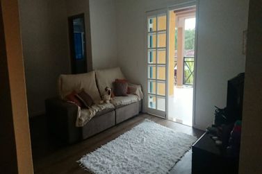 Ch&aacute;cara &agrave; venda - 600m&sup2; - VALE DOS PINHEIROS