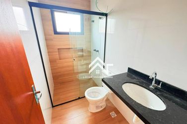 Casa &agrave; venda - 102m&sup2; - Nova Cerejeiras