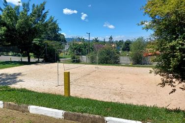 Casa &agrave; venda - 220m&sup2; - CONDOM&Iacute;NIO PARQUE DAS GAR&Ccedil;AS I