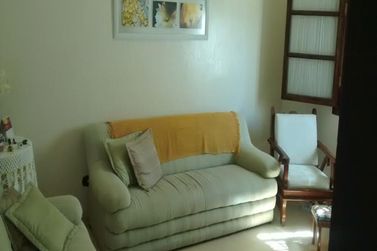 Casa &agrave; venda - 1000m&sup2; - Jardim das Flores