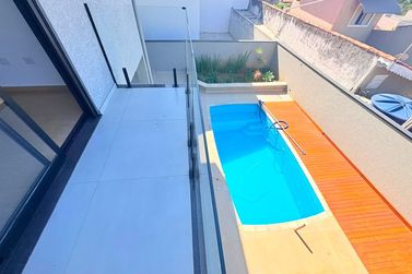 Casa &agrave; venda - 153m&sup2; - Jardim Jaragu&aacute;