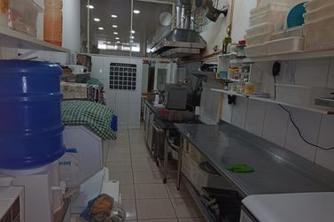 Sal&atilde;o Comercial &agrave; venda - CENTRO