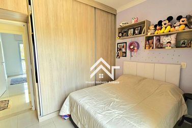 Casa &agrave; venda - 380m&sup2; - Vale do Sol
