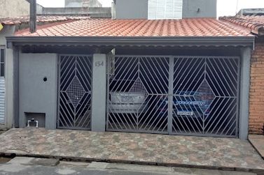 Casa &agrave; venda - 182m&sup2; - Jardim Alvin&oacute;polis II