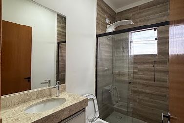 Apartamento para alugar - 80m&sup2; - Caetetuba