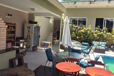 Casa &agrave; venda - 265m&sup2; - Jd das Flores