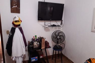 Ch&aacute;cara &agrave; venda - 6000m&sup2; - atibaia