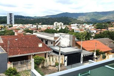 Casa &agrave; venda - 160m&sup2; - Jardim do Lago